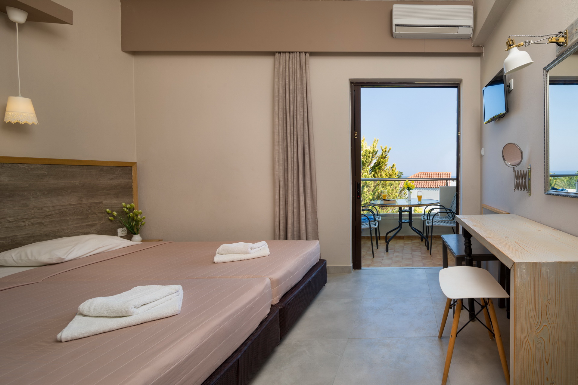 Studios – Nireas Hotel